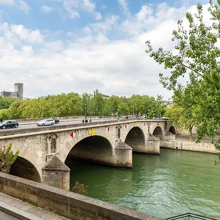 Splendide Duplex Sur Les Quais De L'ile Saint-louis Appartamento *